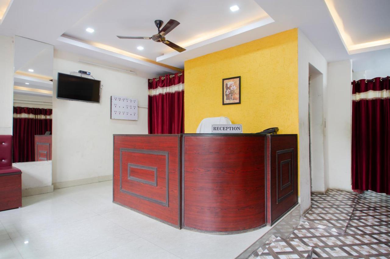 Hotel Sri Sai Balaji Hyderabad Bagian luar foto